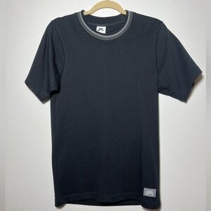 NIKE heavy weight collar detail Shirt size XXS